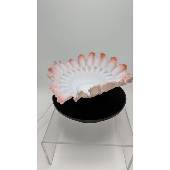 Victorian Satin Pink Glass Ruffled Edge Bowl Brides Basket Centerpiece Vintage - Picture 12 of 16